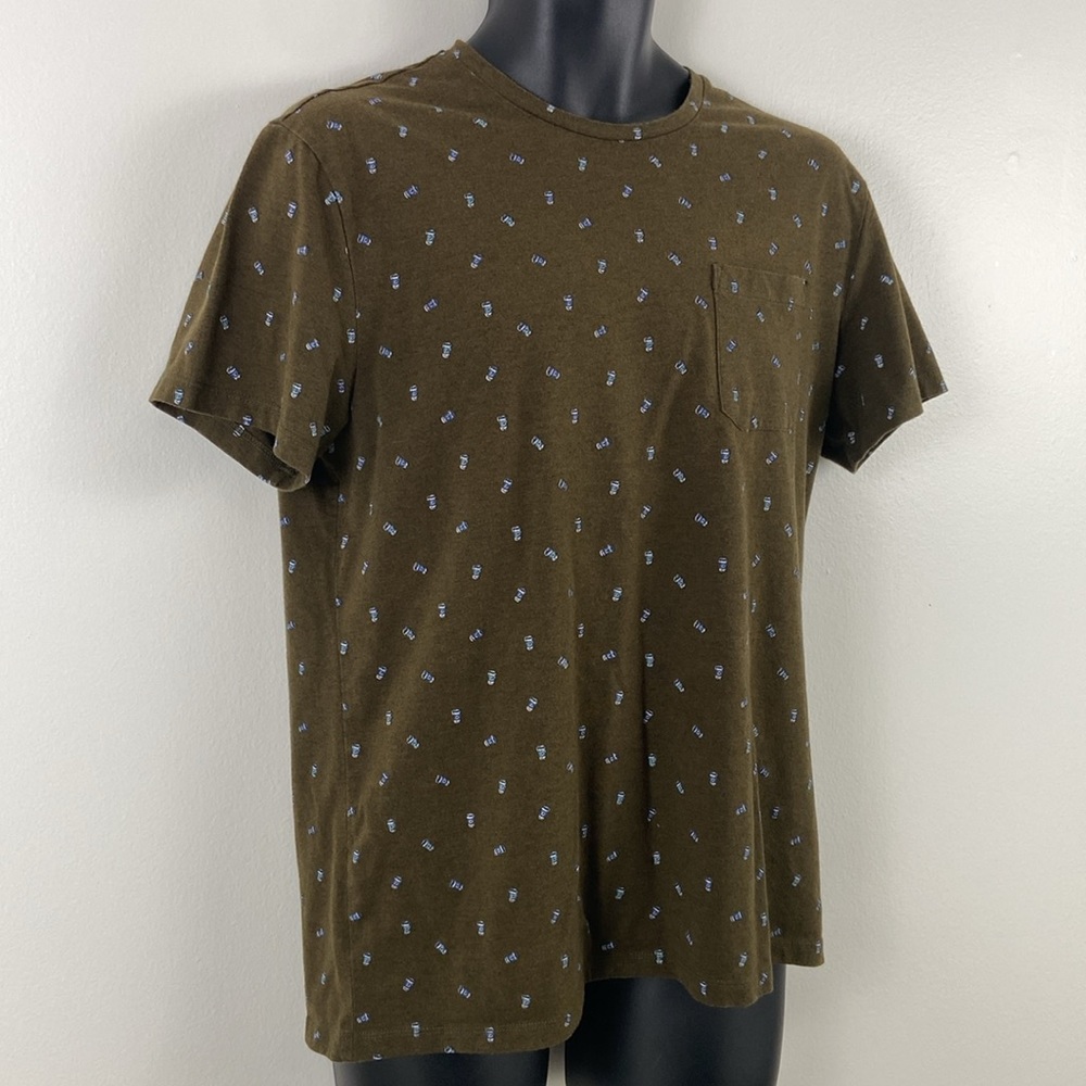 ✨3/$25✨ RW&CO Coffee Cup Graphic Tee - L - Picture 3 of 8